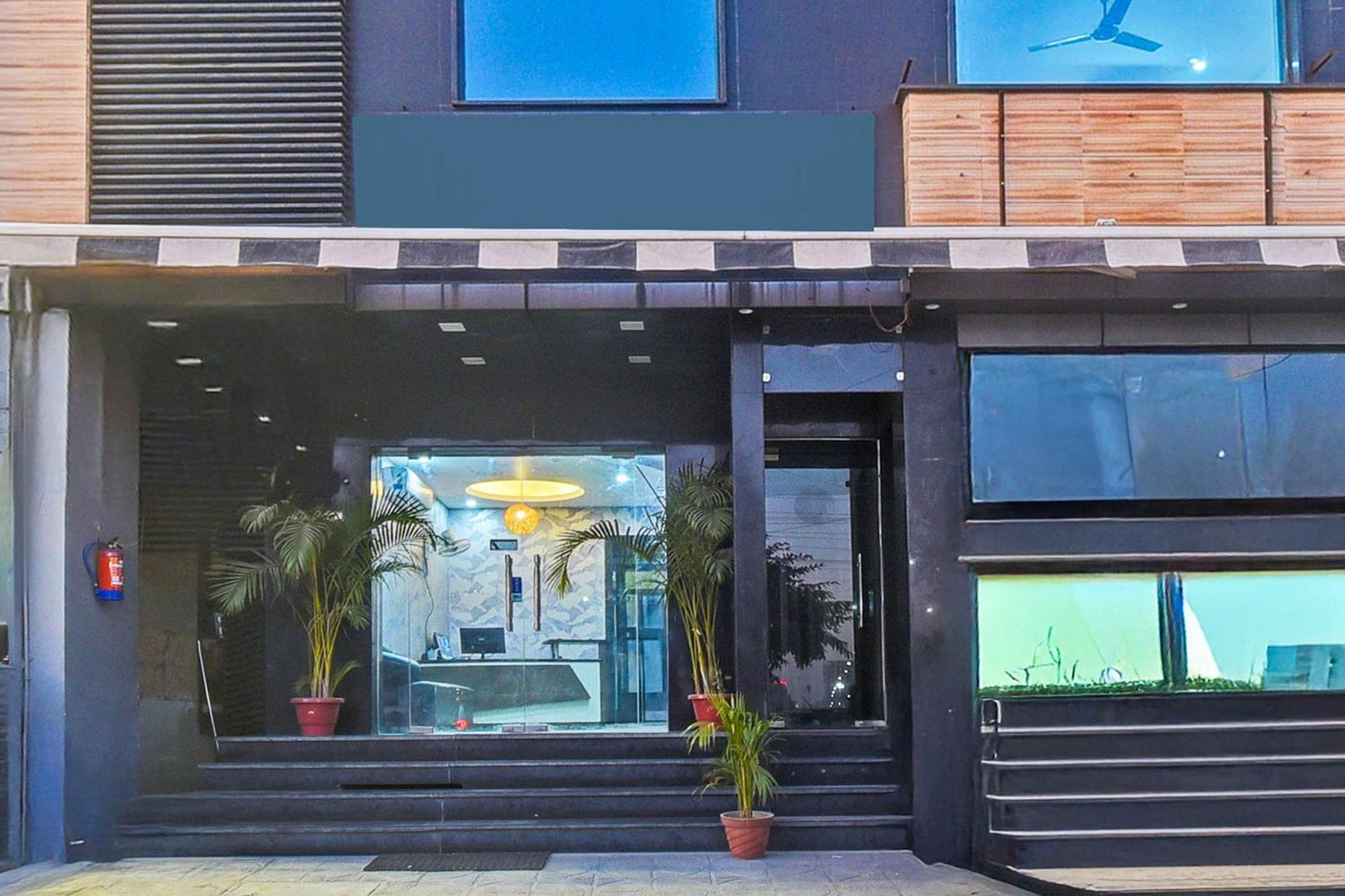 Super Townhouse Amrapali Circle Formerly Hotel Aqua 자이푸르 외부 사진